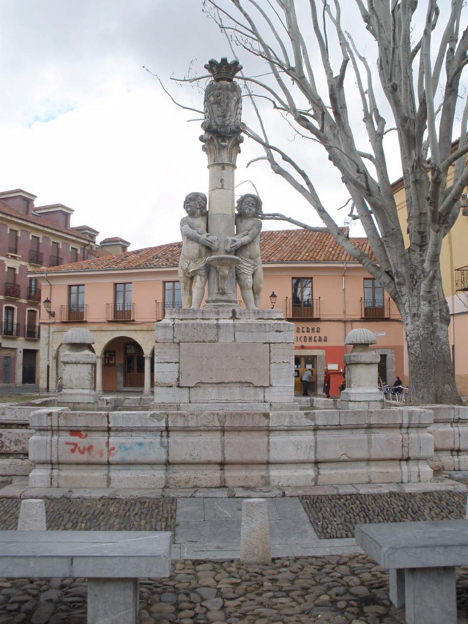 Fuente de la plaza del Grano