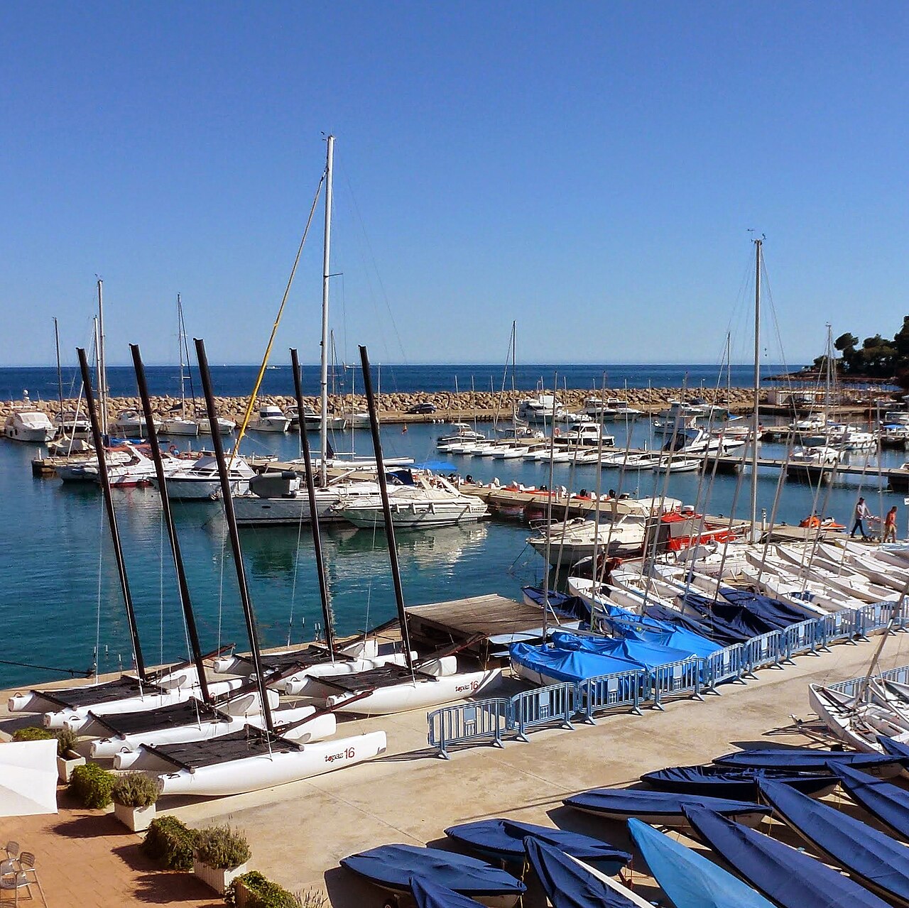 Club nàutic Calanova