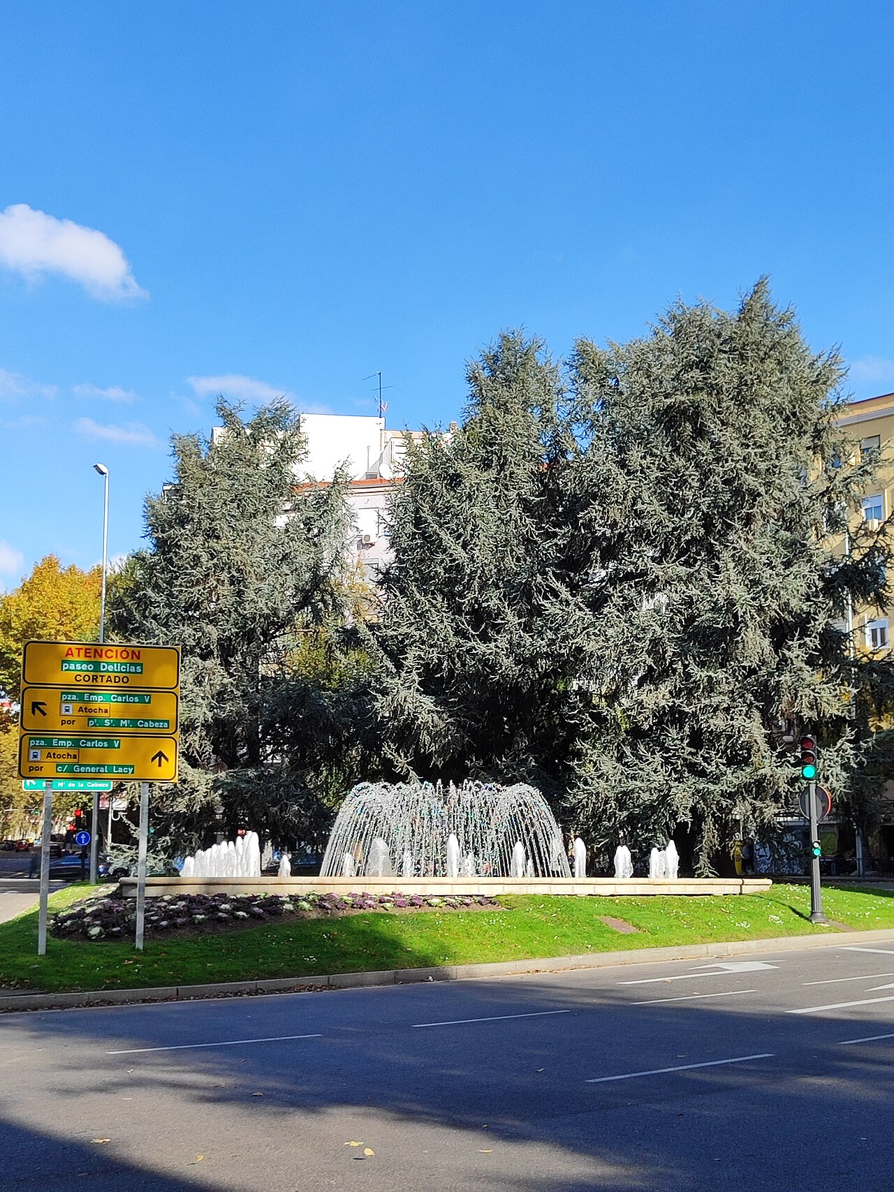 Fuente en la plaza Beata María Ana de Jesús I