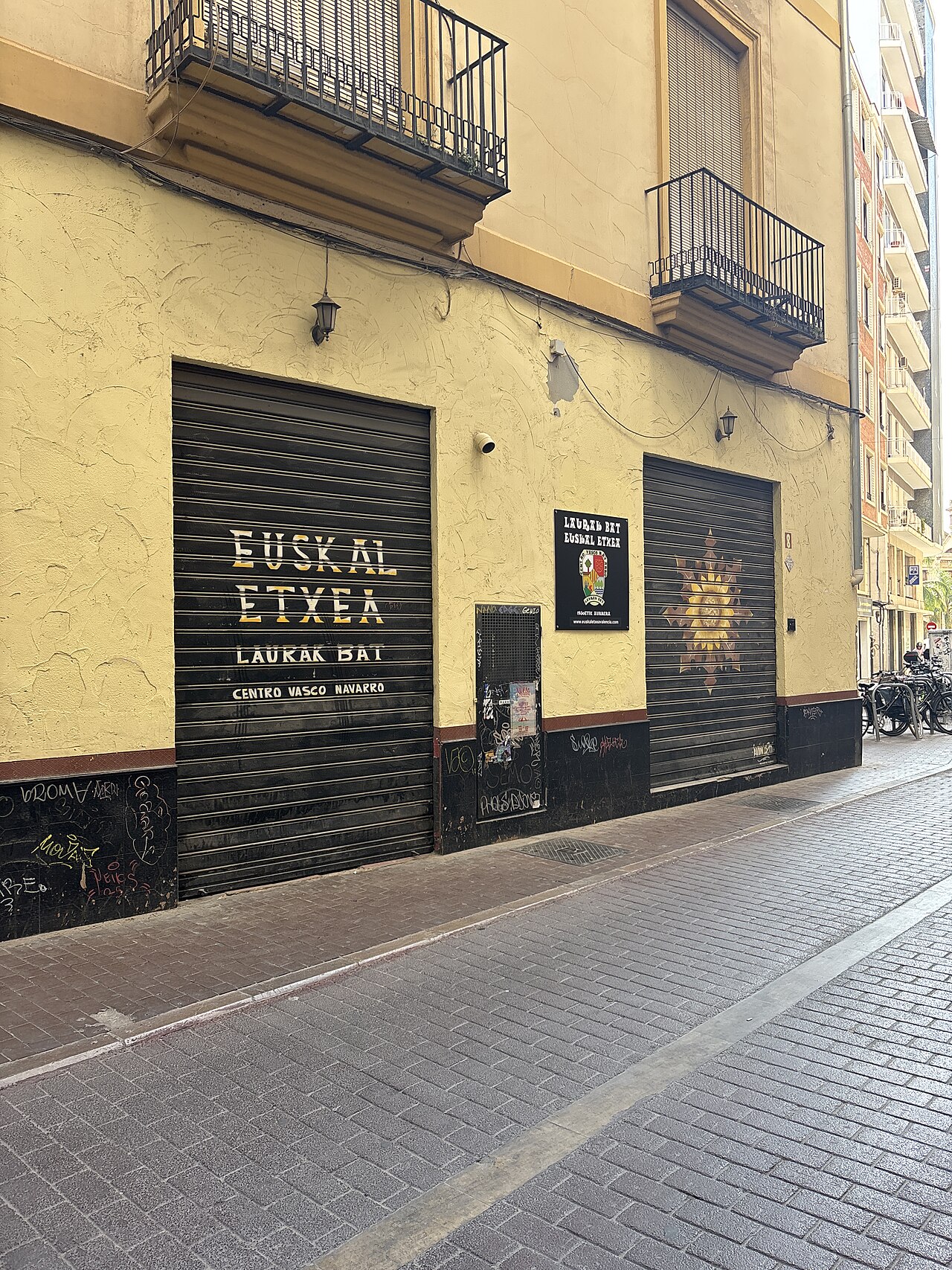 Centro Vasco Navarro Laurak Bat de Valencia