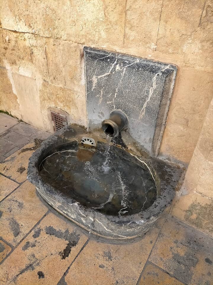 Fuente del Caño Gordo
