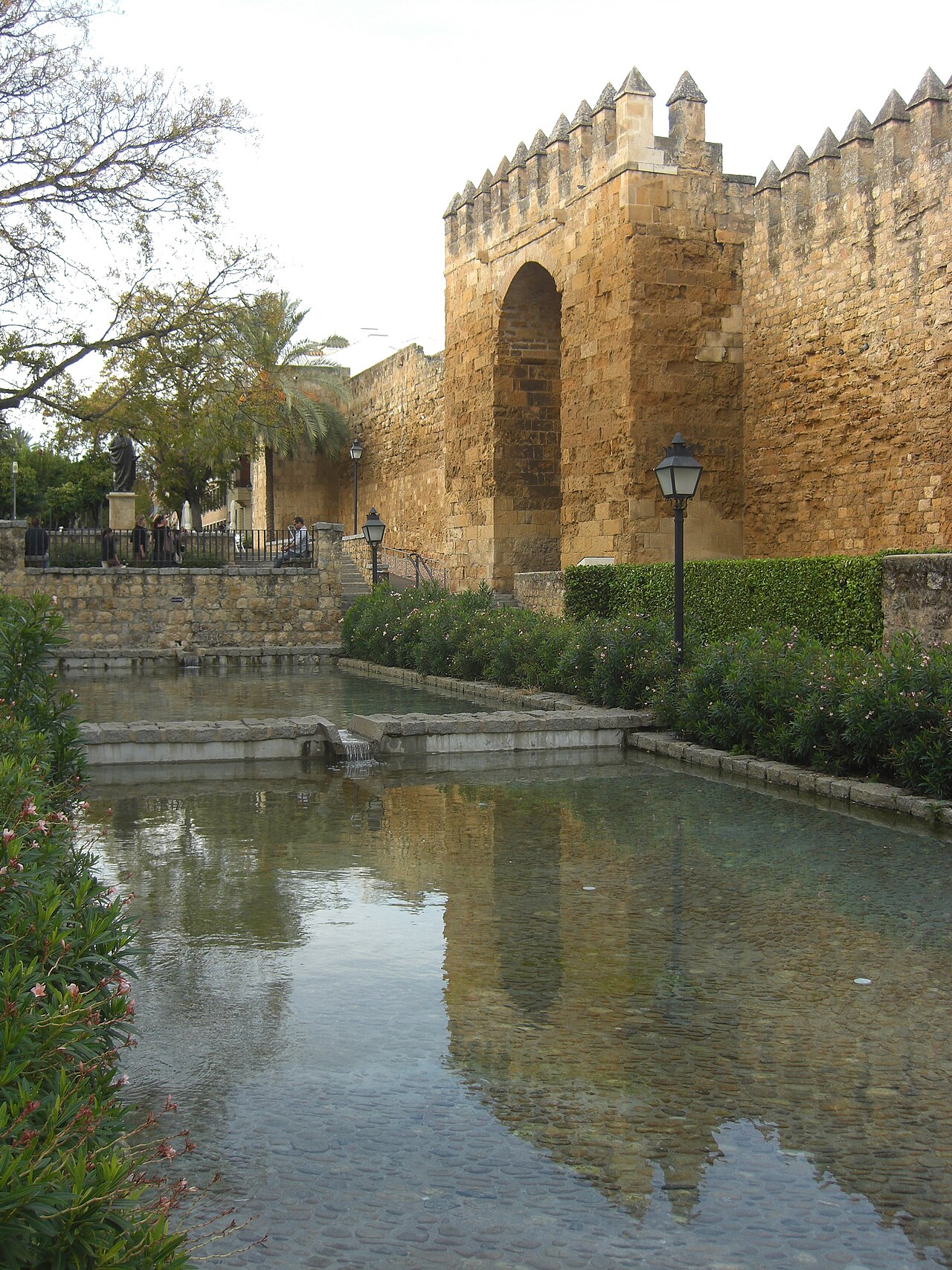 Fuente de la Puerta De Almodóvar