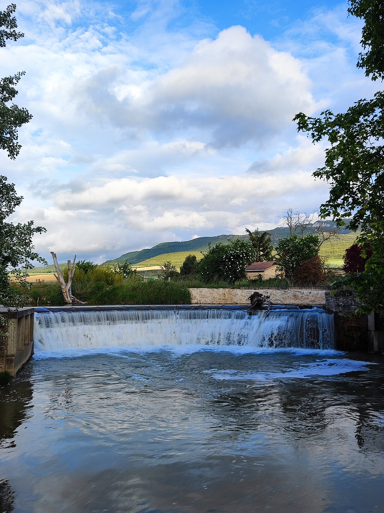 Parque fluvial Linares, Berantevilla