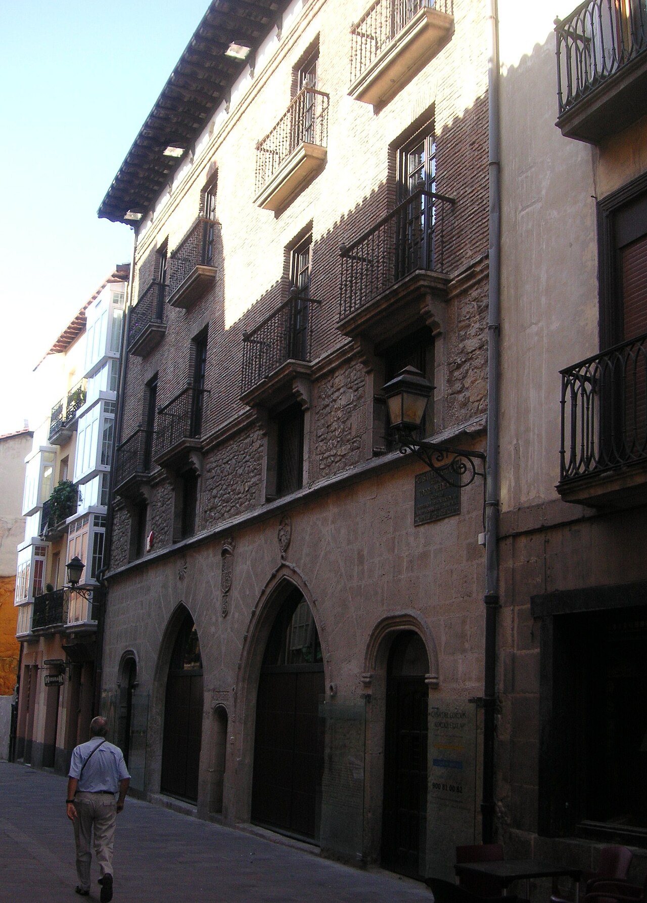 Palacio Casa Del Cordón