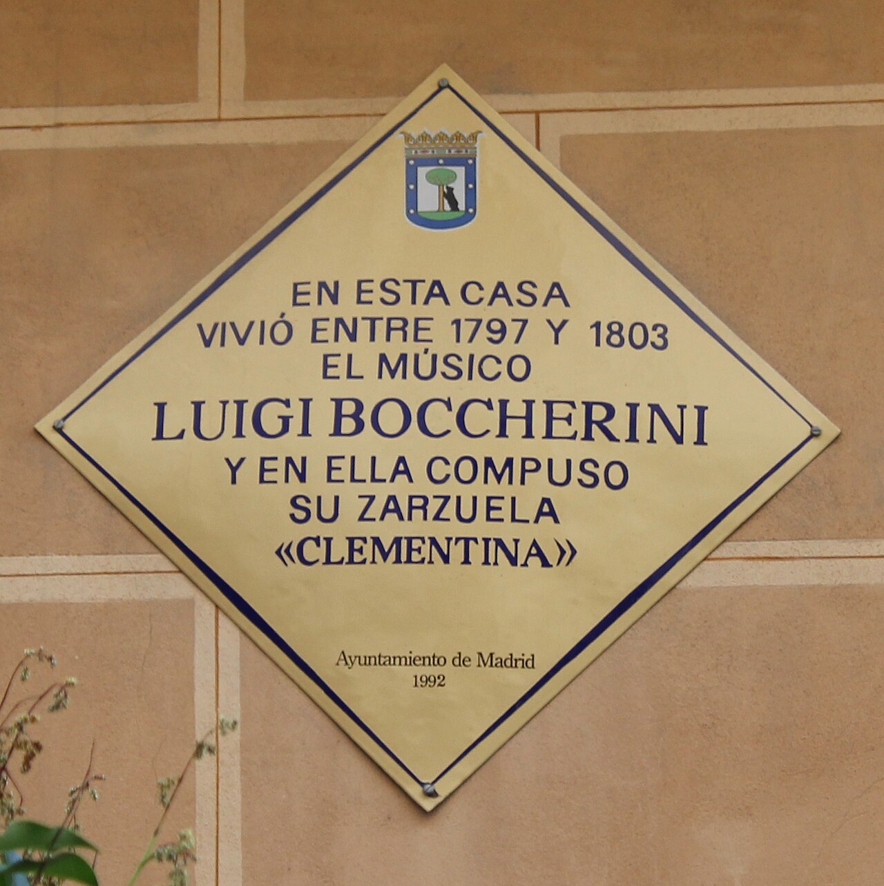 Placa conmemorativa en honor a Luigi Boccherini