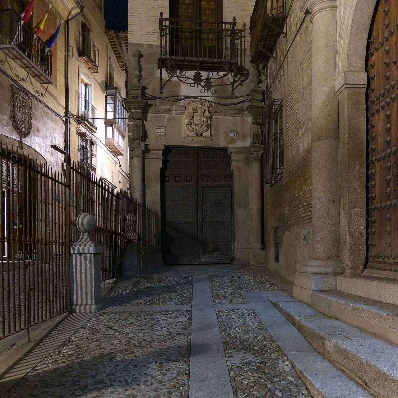 Palacio de los Condes del Vado y de Guenduláin
