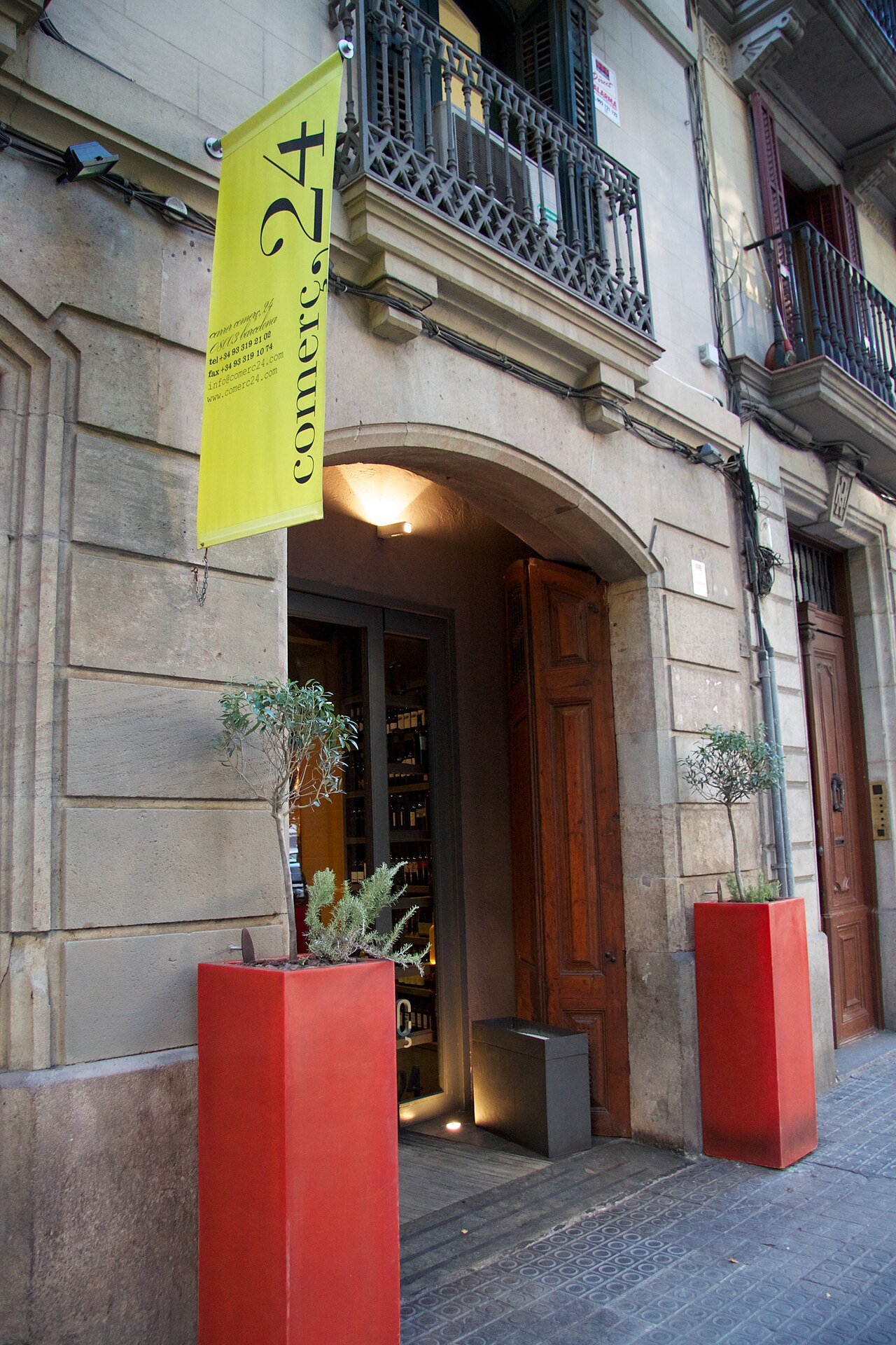 Comerç 24