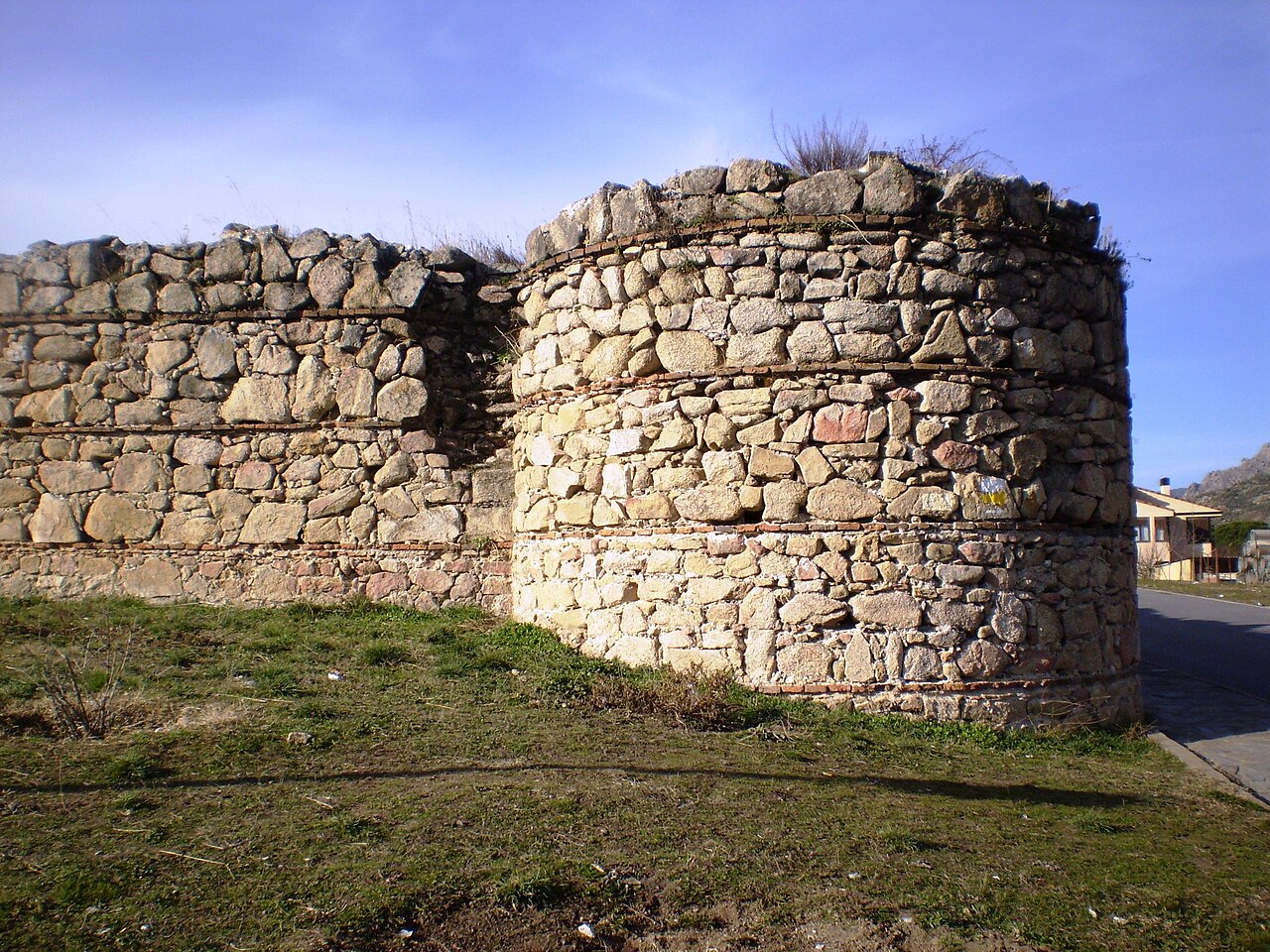 Castillo viejo de Manzanares el Real