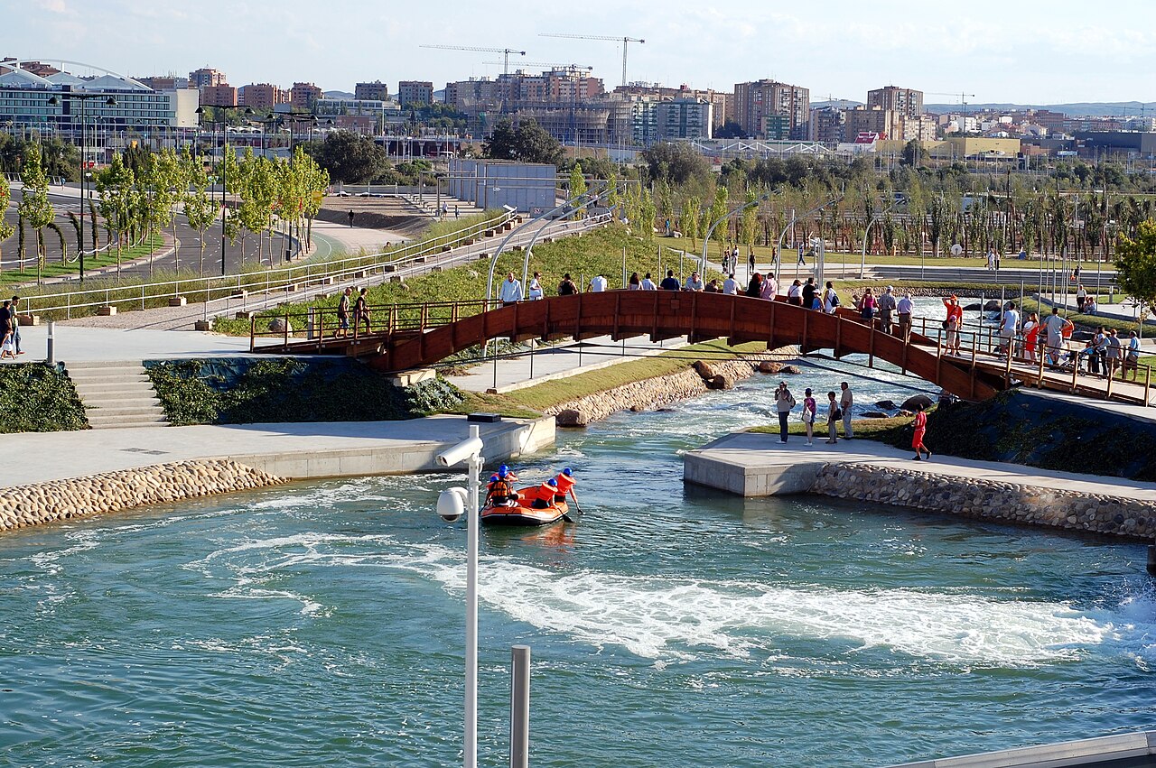 Canal de aguas bravas de Zaragoza