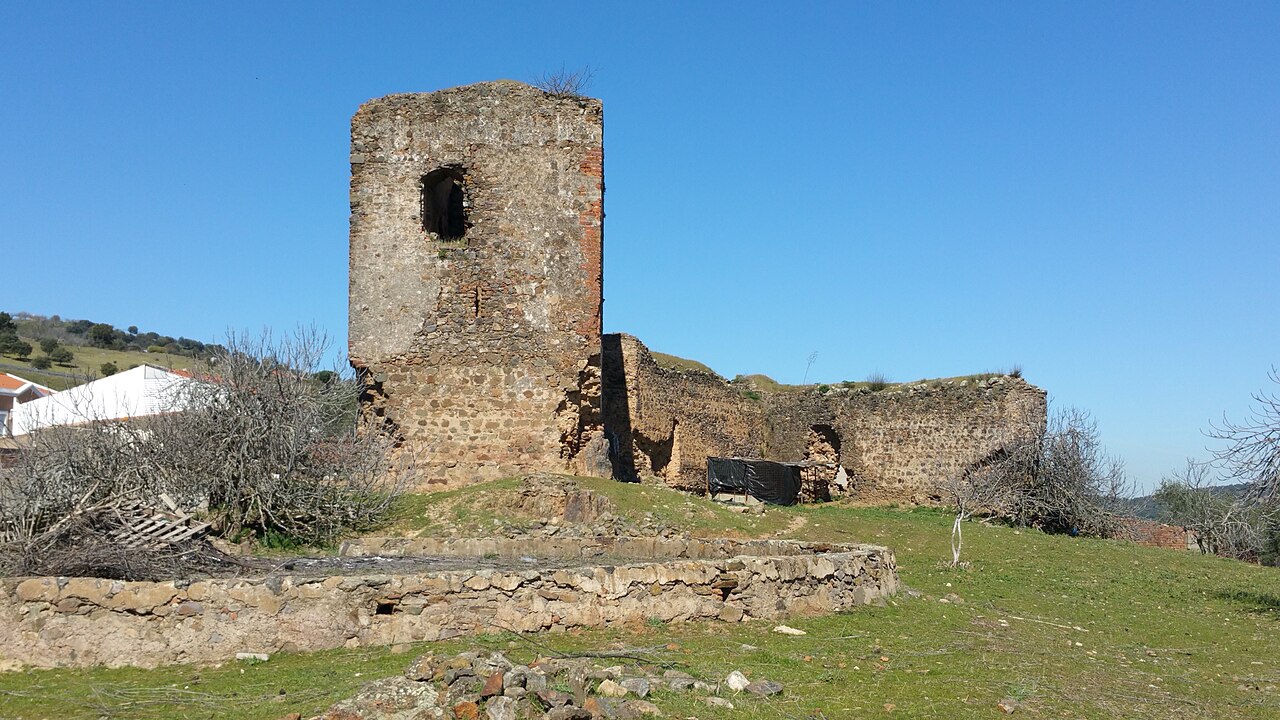 Castillo de Salvaleón