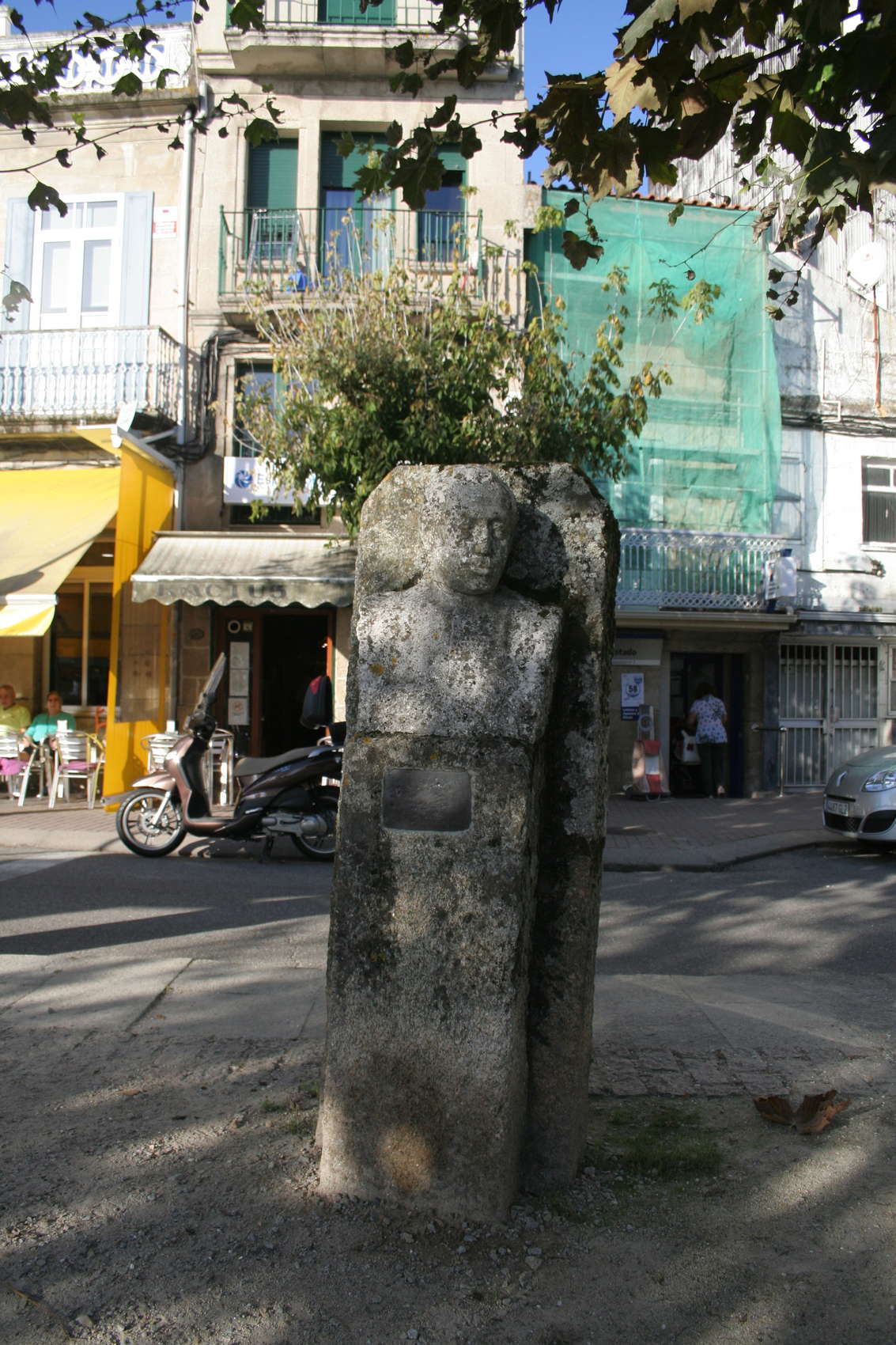 Monumento a Manuel Graña González