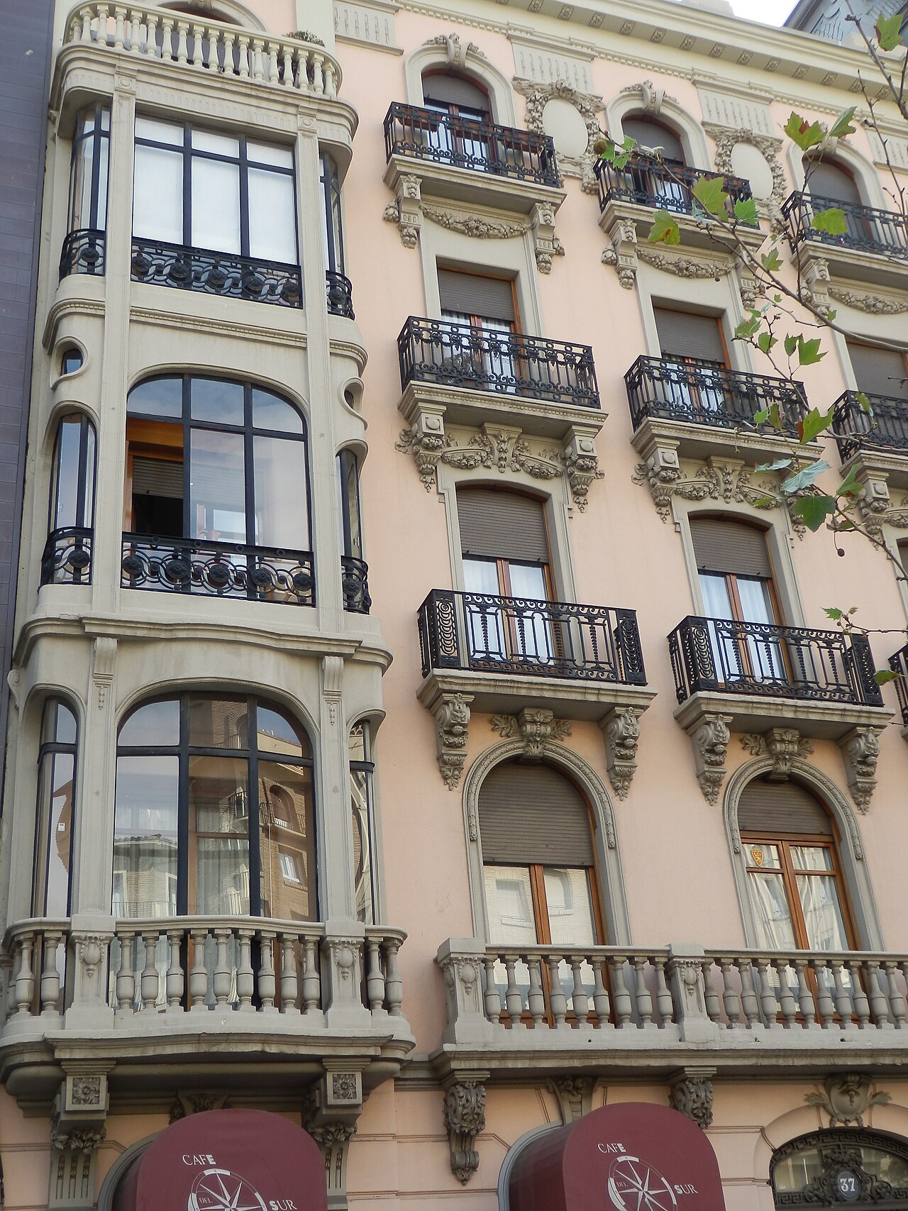 Edificio viviendas Paseo de Sagasta, 37