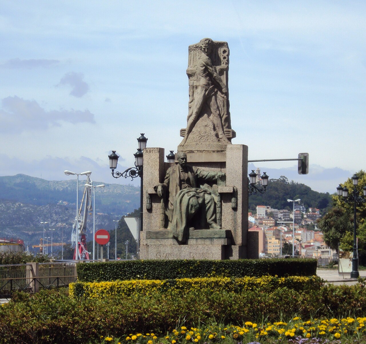 Monumento a García Barbón
