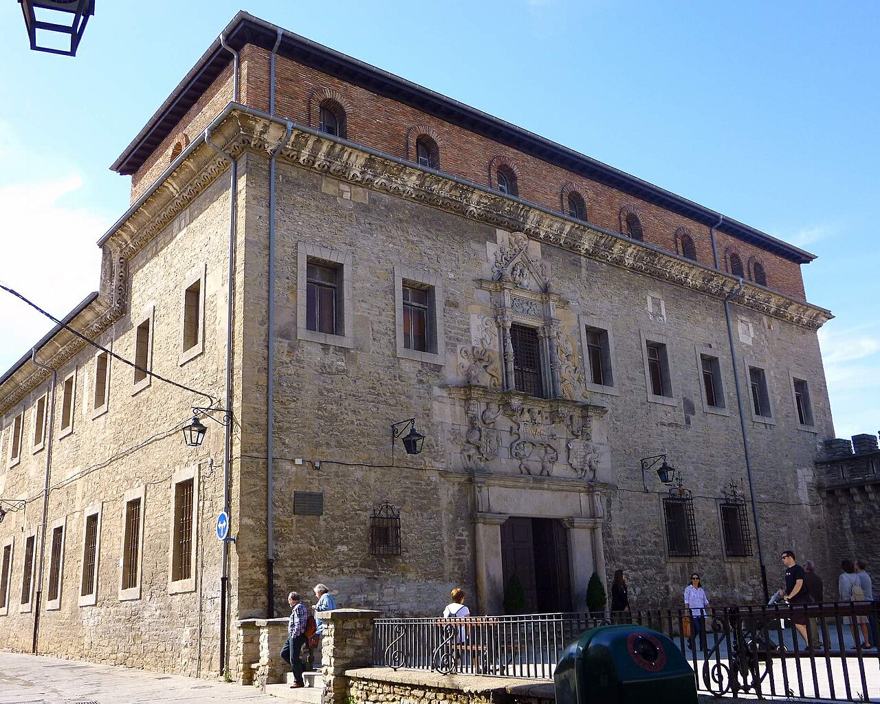 Palacio Escoriaza Esquibel