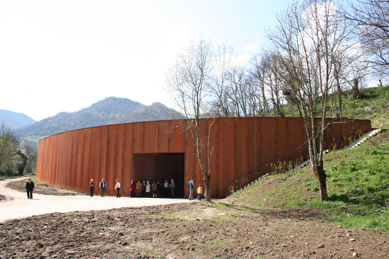 Parque de la Prehistoria de Teverga