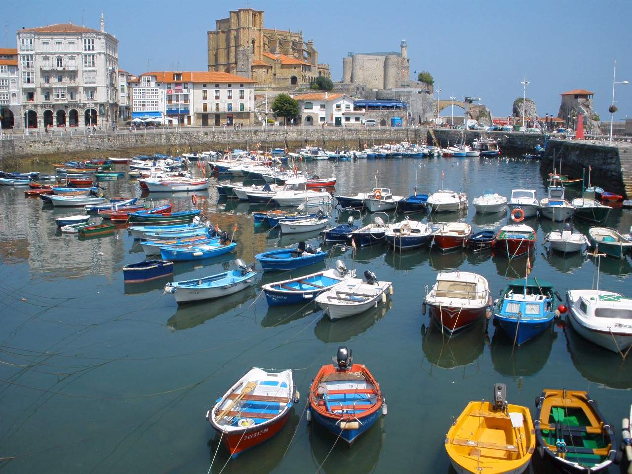 puerto deportivo de Castro Urdiales