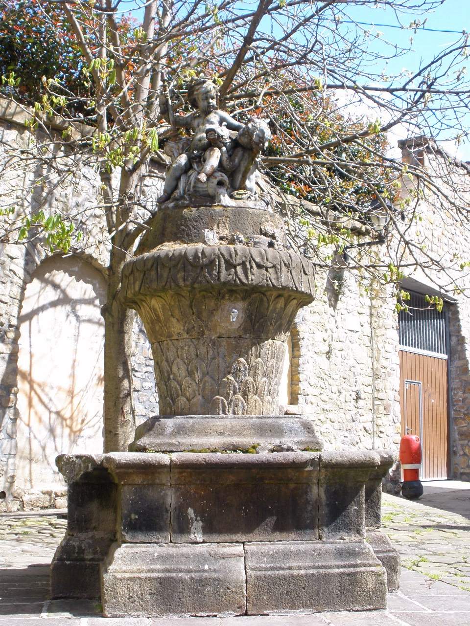 Fuente San Anton