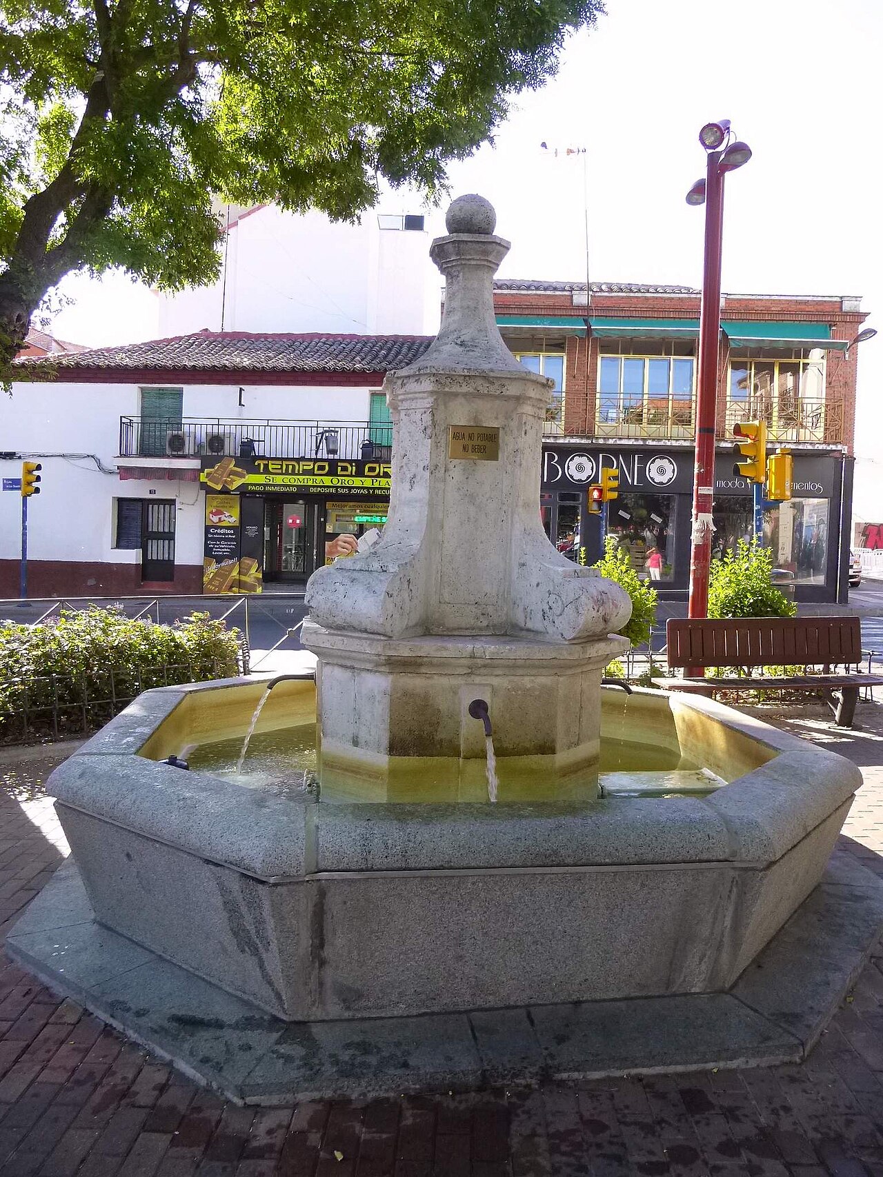Fuente Cruz de Luisa
