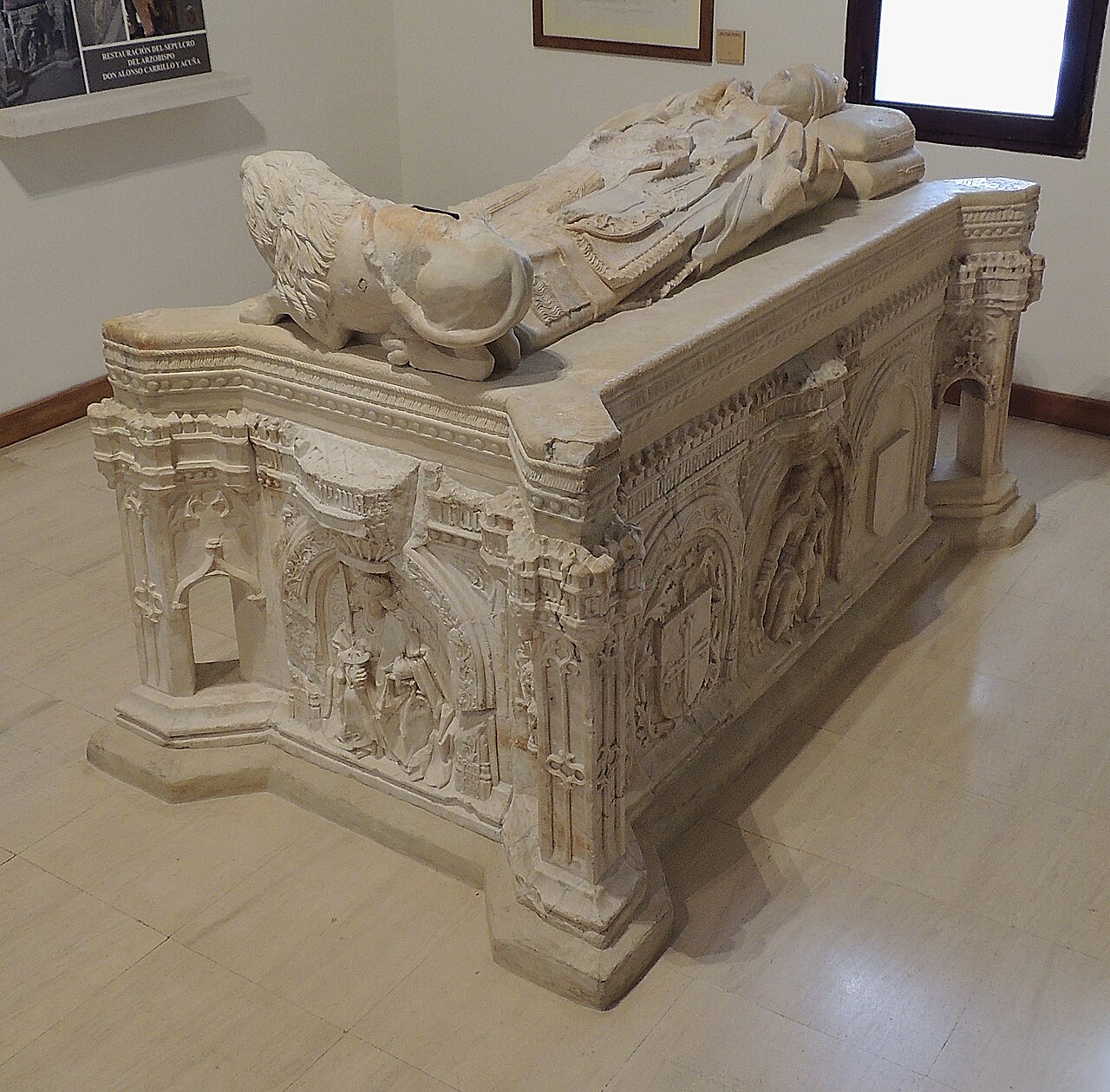 Cenotafio del Arzobispo Carrillo