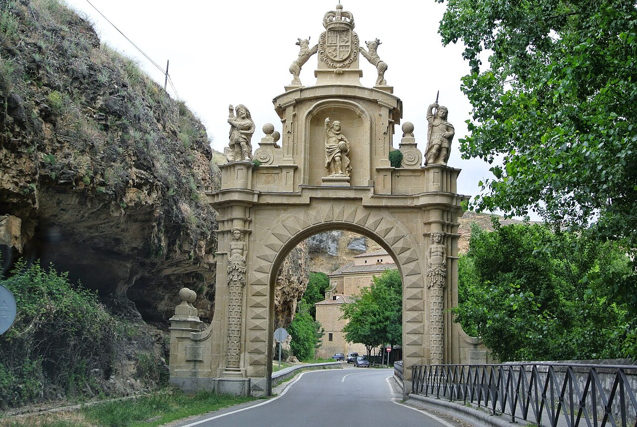 arco de la Fuencisla